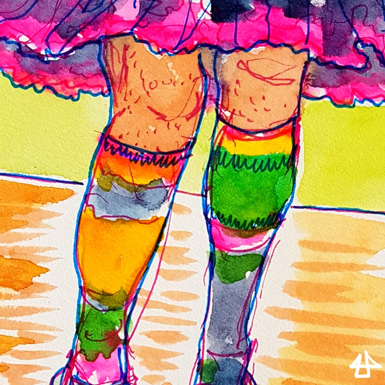 Kolorierte Finelinerzeichnung von bunt bestrumpften Beinen mit freien Knie und dem Rand eines pink-lila Tütü.