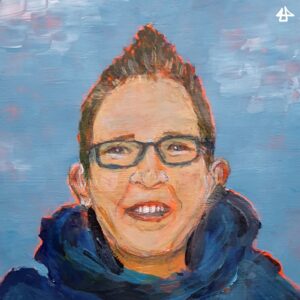 Acrylfarbe auf Papier, Portrait einer Person mit heller Haut vor blauem Himmel, kurze aus der Stirn gegelte Haare, grinsende Augen hinter einer dunklen kantigen Brille und ein voluminöser Kragen oder Schal.