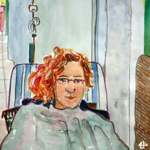 Aquarellierte Bunt- und Bleistiftzeichnung: Person mit roten halblangen verwuschelten Locken sitzt in eine Decke gekuschelt auf einem Gartenstuhl, dahinter der Bluck durch ein Tür ins Hausinnere, auf dem Boden Fliesen.